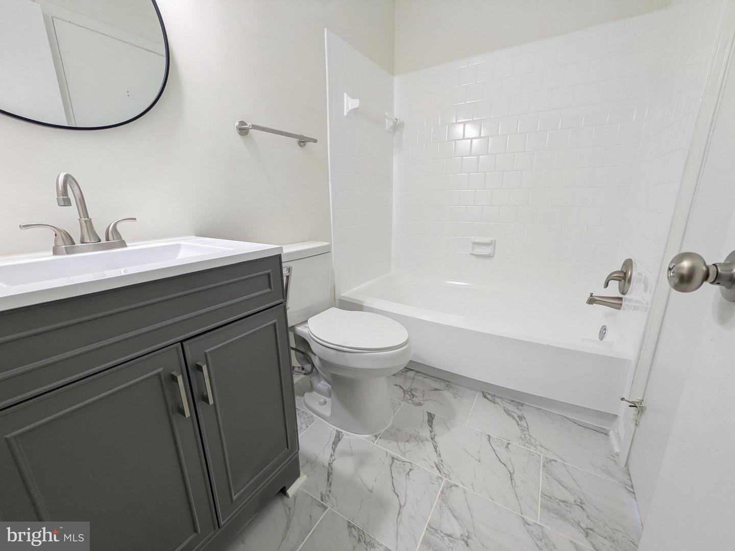 7689 SHEFFIELD VILLAGE LN, LORTON, Virginia 22079, 3 Bedrooms Bedrooms, 5 Rooms Rooms,1 BathroomBathrooms,Residential,For sale,7689 SHEFFIELD VILLAGE LN,VAFX2264220 MLS # VAFX2264220