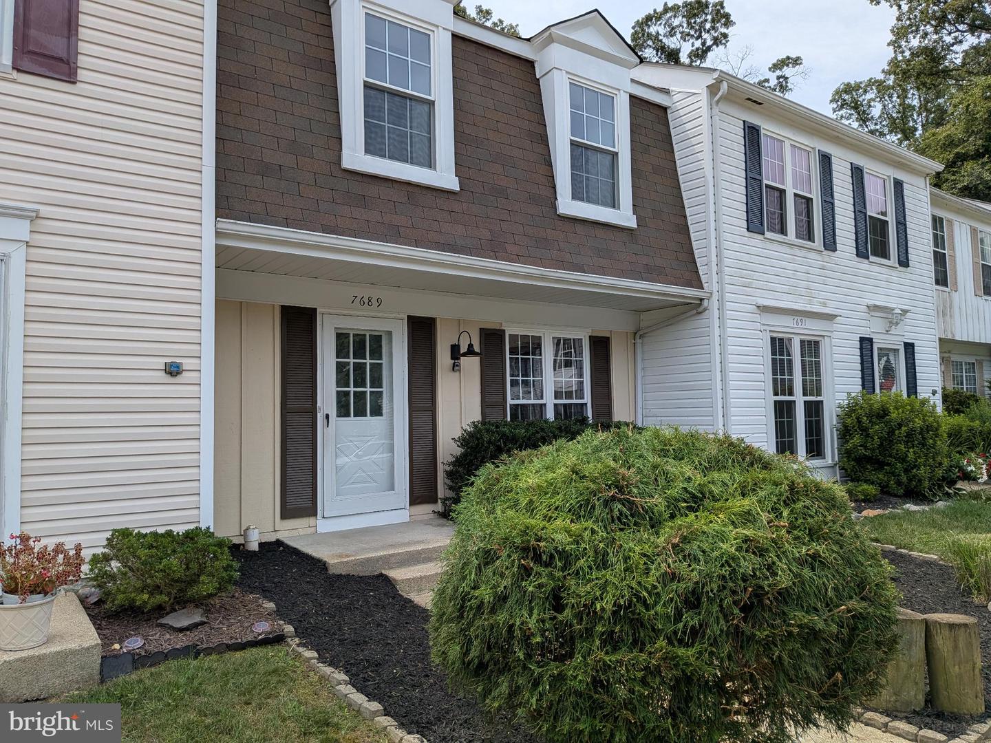 7689 SHEFFIELD VILLAGE LN, LORTON, Virginia 22079, 3 Bedrooms Bedrooms, 5 Rooms Rooms,1 BathroomBathrooms,Residential,For sale,7689 SHEFFIELD VILLAGE LN,VAFX2264220 MLS # VAFX2264220