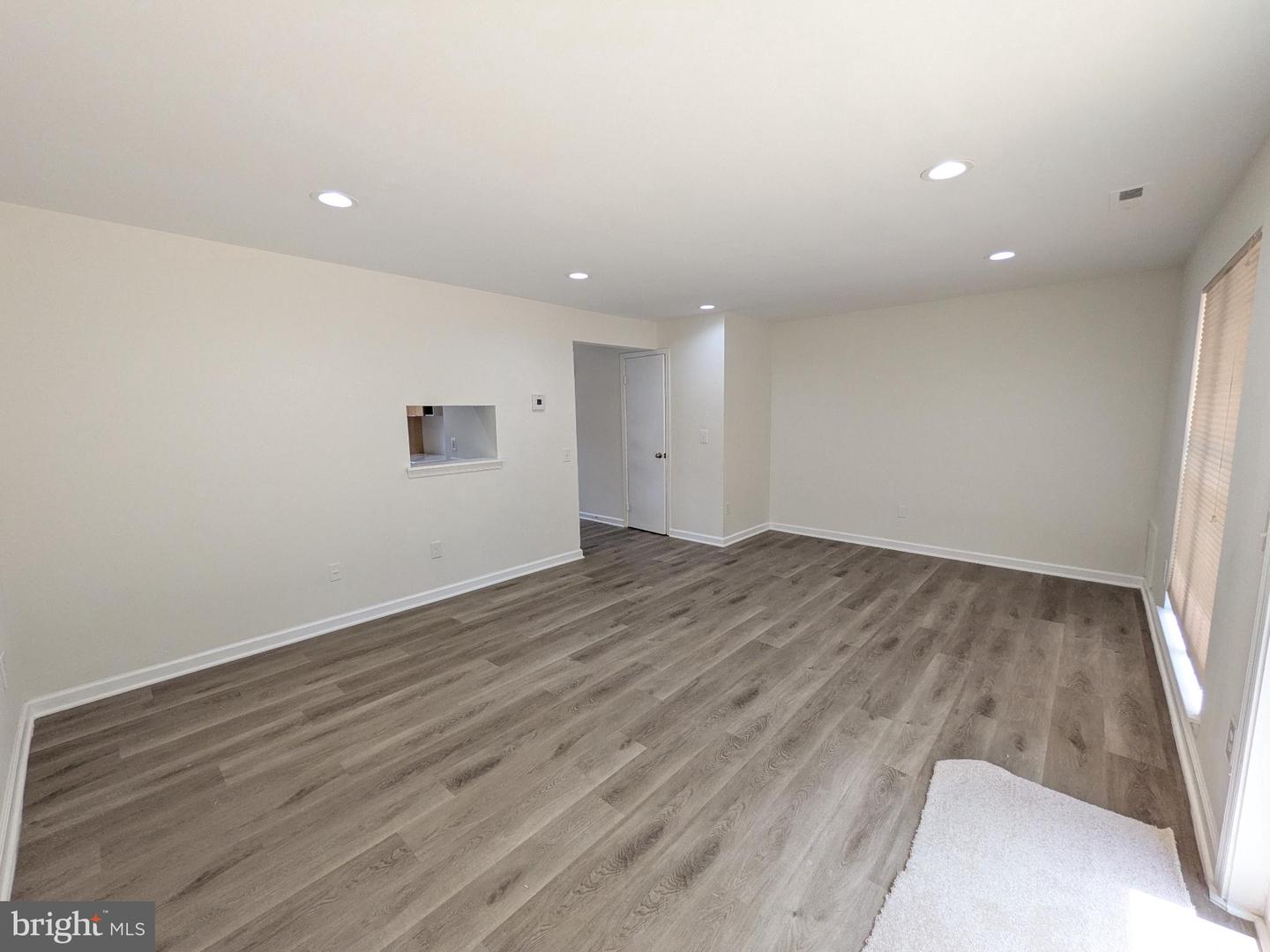 7689 SHEFFIELD VILLAGE LN, LORTON, Virginia 22079, 3 Bedrooms Bedrooms, 5 Rooms Rooms,1 BathroomBathrooms,Residential,For sale,7689 SHEFFIELD VILLAGE LN,VAFX2264220 MLS # VAFX2264220