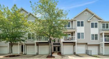 12805 FAIR BRIAR LN, FAIRFAX, Virginia 22033, 1 Bedroom Bedrooms, ,1 BathroomBathrooms,Residential,For sale,12805 FAIR BRIAR LN,VAFX2264222 MLS # VAFX2264222