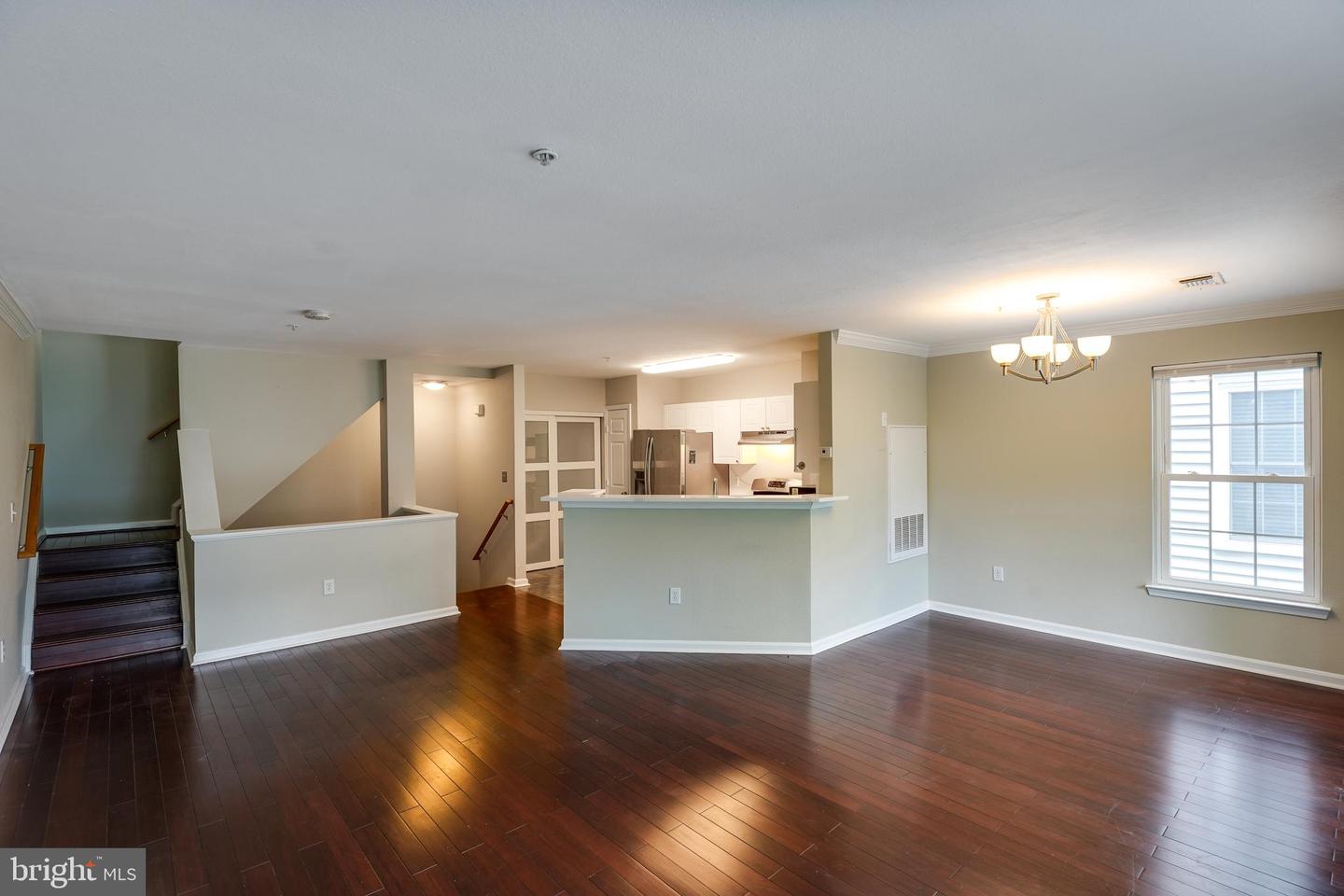 4618 SUPERIOR SQ #4618, FAIRFAX, Virginia 22033, 2 Bedrooms Bedrooms, ,2 BathroomsBathrooms,Residential,For sale,4618 SUPERIOR SQ #4618,VAFX2264234 MLS # VAFX2264234