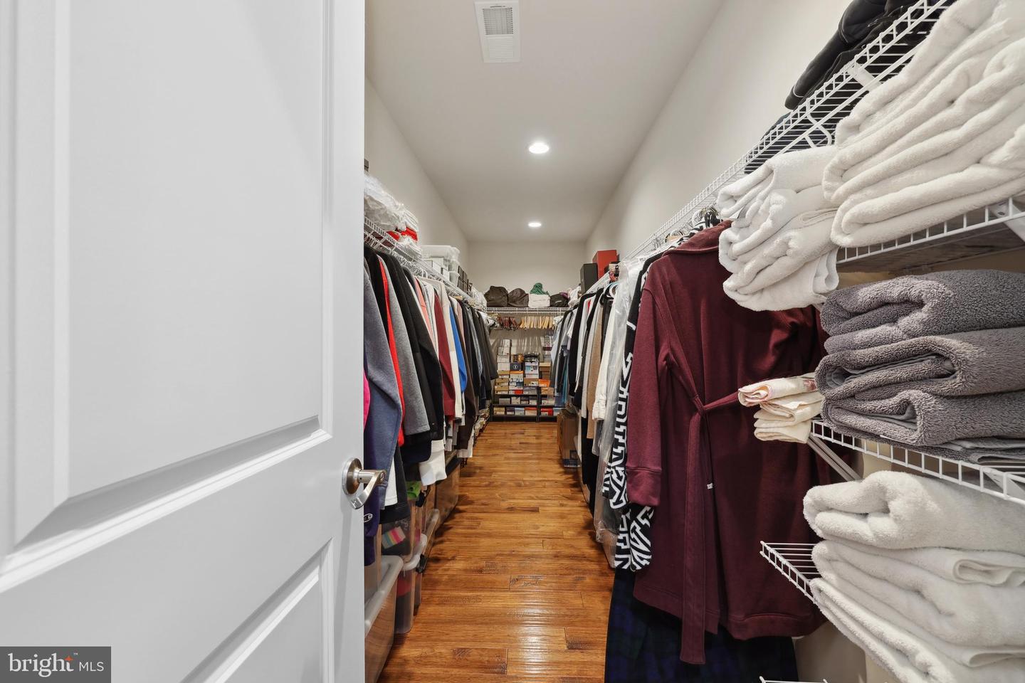 19027 TELEGRAPH SPRINGS RD, PURCELLVILLE, Virginia 20132, 6 Bedrooms Bedrooms, ,6 BathroomsBathrooms,Residential,For sale,19027 TELEGRAPH SPRINGS RD,VALO2105760 MLS # VALO2105760
