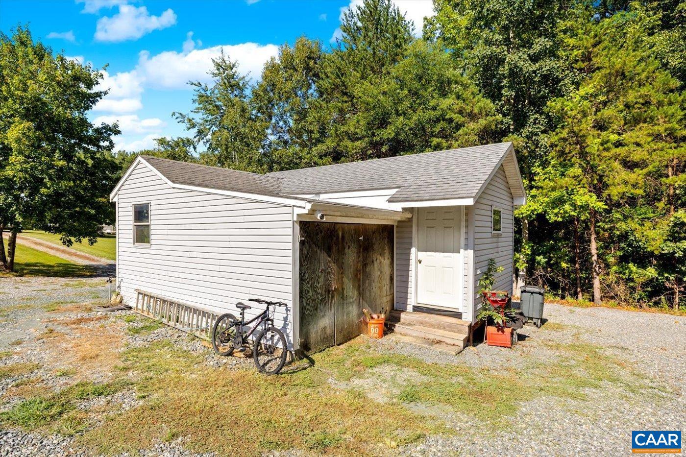 2126 WALDROP CHURCH RD, LOUISA, Virginia 23093, 4 Bedrooms Bedrooms, ,3 BathroomsBathrooms,Residential,For sale,2126 WALDROP CHURCH RD,668419 MLS # 668419