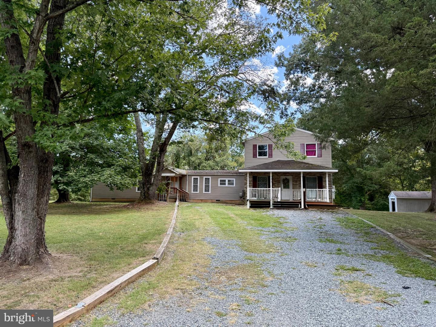 1 CARROLL DR, STAFFORD, Virginia 22554, 5 Bedrooms Bedrooms, 8 Rooms Rooms,3 BathroomsBathrooms,Residential,For sale,1 CARROLL DR,VAST2042256 MLS # VAST2042256