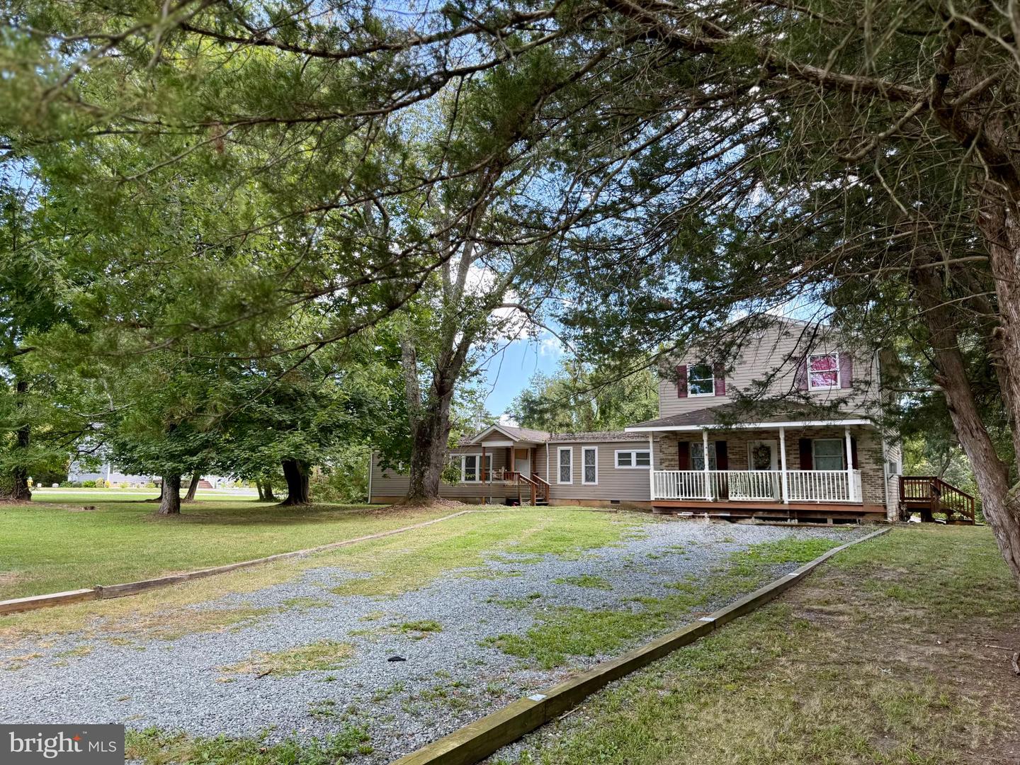1 CARROLL DR, STAFFORD, Virginia 22554, 5 Bedrooms Bedrooms, 8 Rooms Rooms,3 BathroomsBathrooms,Residential,For sale,1 CARROLL DR,VAST2042256 MLS # VAST2042256