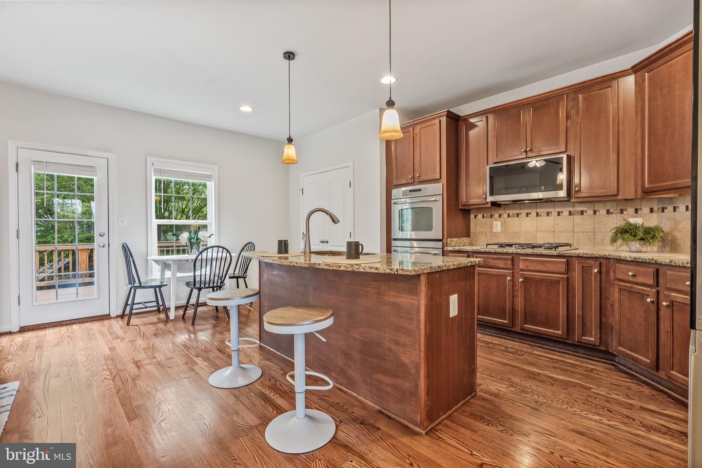 41925 POSSUMHAW TER, ALDIE, Virginia 20105, 4 Bedrooms Bedrooms, 8 Rooms Rooms,3 BathroomsBathrooms,Residential,For sale,41925 POSSUMHAW TER,VALO2105722 MLS # VALO2105722
