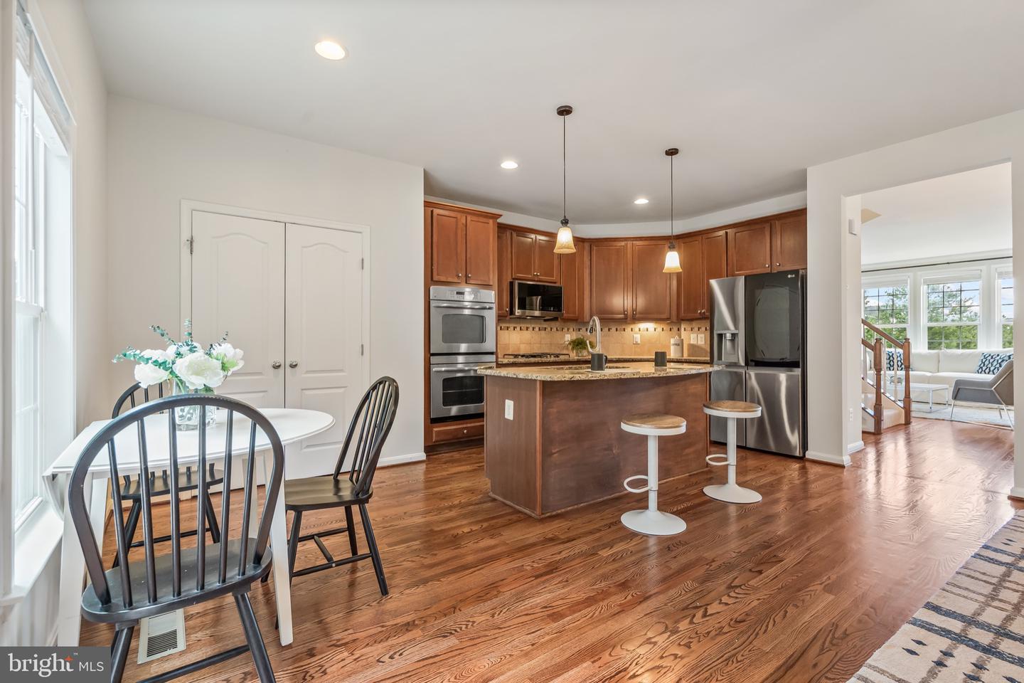 41925 POSSUMHAW TER, ALDIE, Virginia 20105, 4 Bedrooms Bedrooms, 8 Rooms Rooms,3 BathroomsBathrooms,Residential,For sale,41925 POSSUMHAW TER,VALO2105722 MLS # VALO2105722