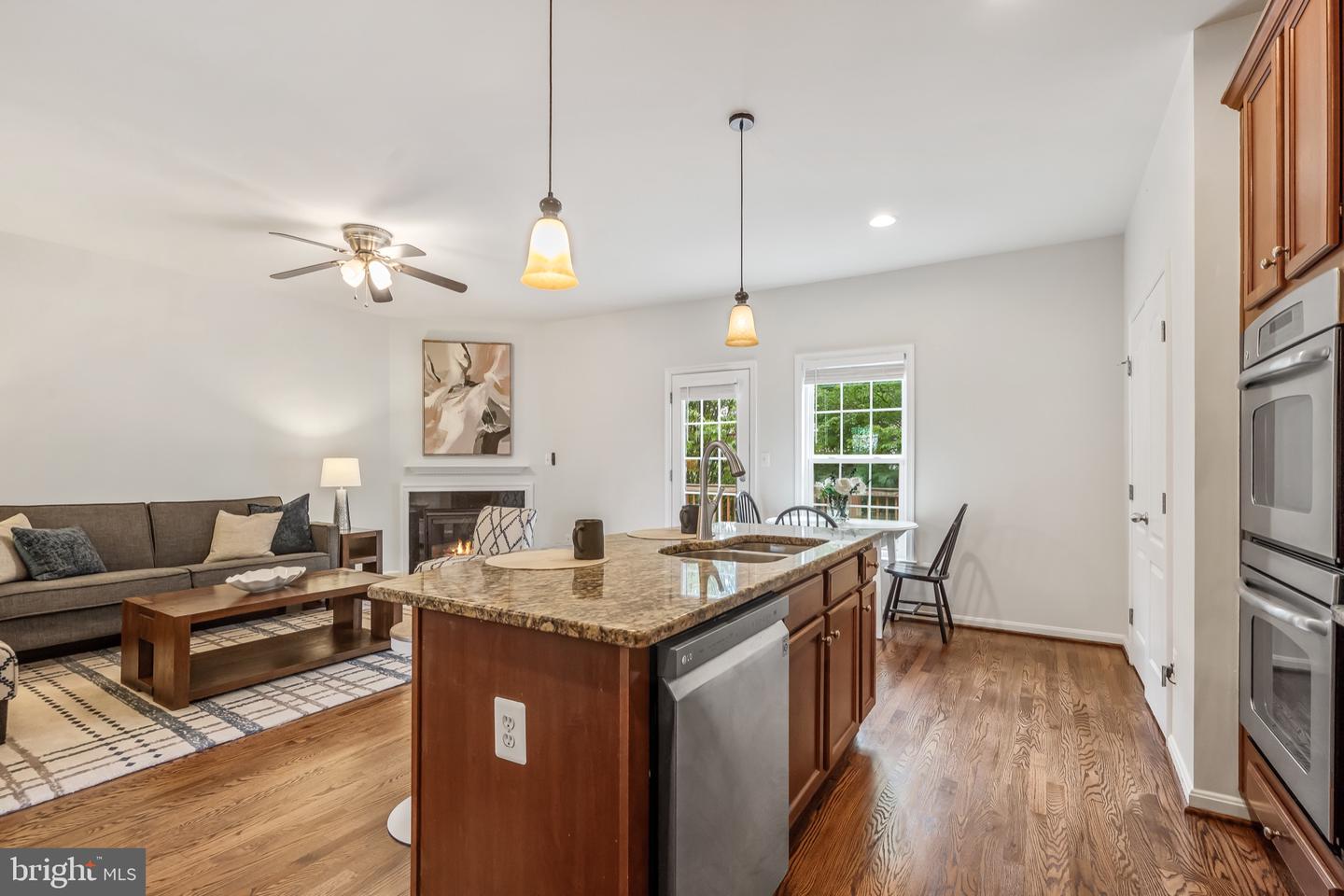 41925 POSSUMHAW TER, ALDIE, Virginia 20105, 4 Bedrooms Bedrooms, 8 Rooms Rooms,3 BathroomsBathrooms,Residential,For sale,41925 POSSUMHAW TER,VALO2105722 MLS # VALO2105722