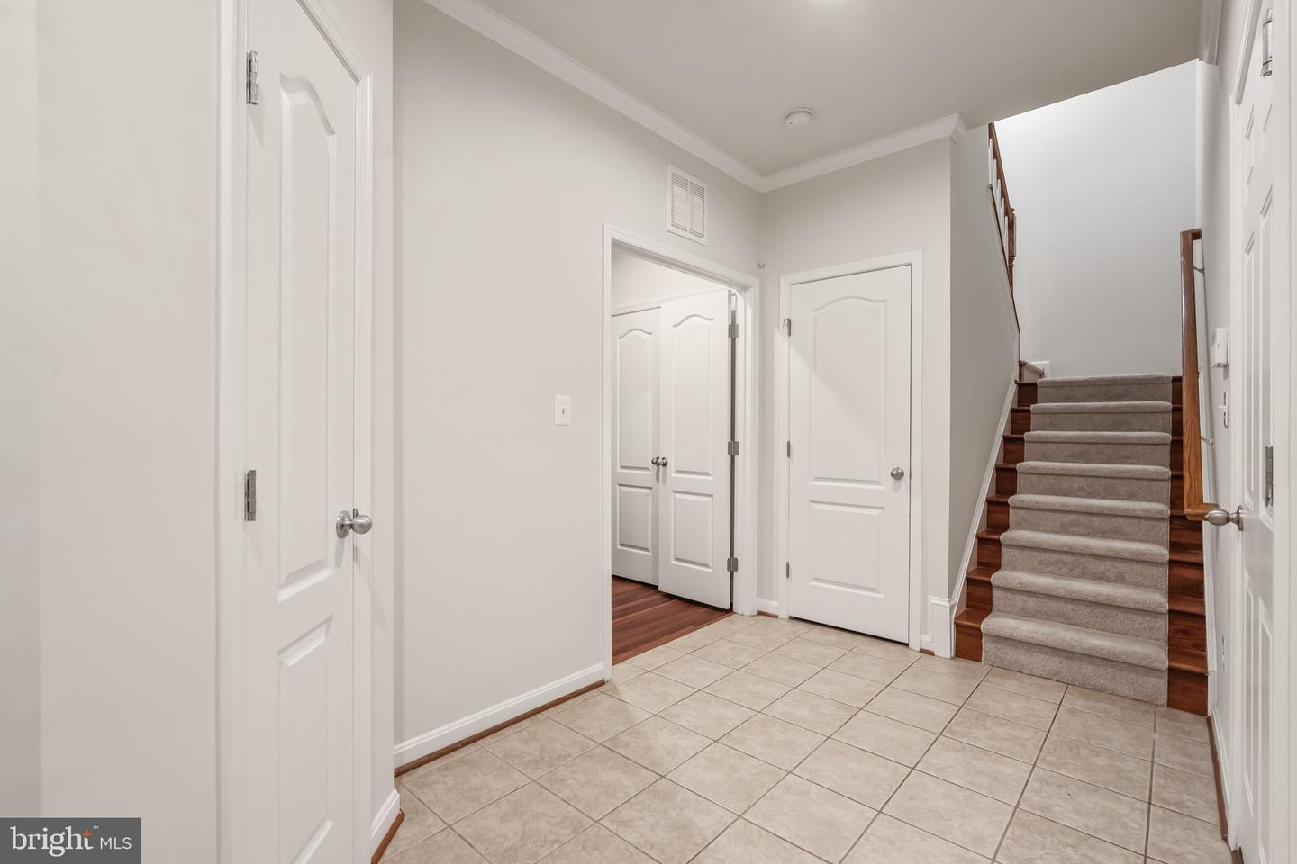 41925 POSSUMHAW TER, ALDIE, Virginia 20105, 4 Bedrooms Bedrooms, 8 Rooms Rooms,3 BathroomsBathrooms,Residential,For sale,41925 POSSUMHAW TER,VALO2105722 MLS # VALO2105722