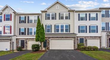 41925 POSSUMHAW TER, ALDIE, Virginia 20105, 4 Bedrooms Bedrooms, 8 Rooms Rooms,3 BathroomsBathrooms,Residential,For sale,41925 POSSUMHAW TER,VALO2105722 MLS # VALO2105722