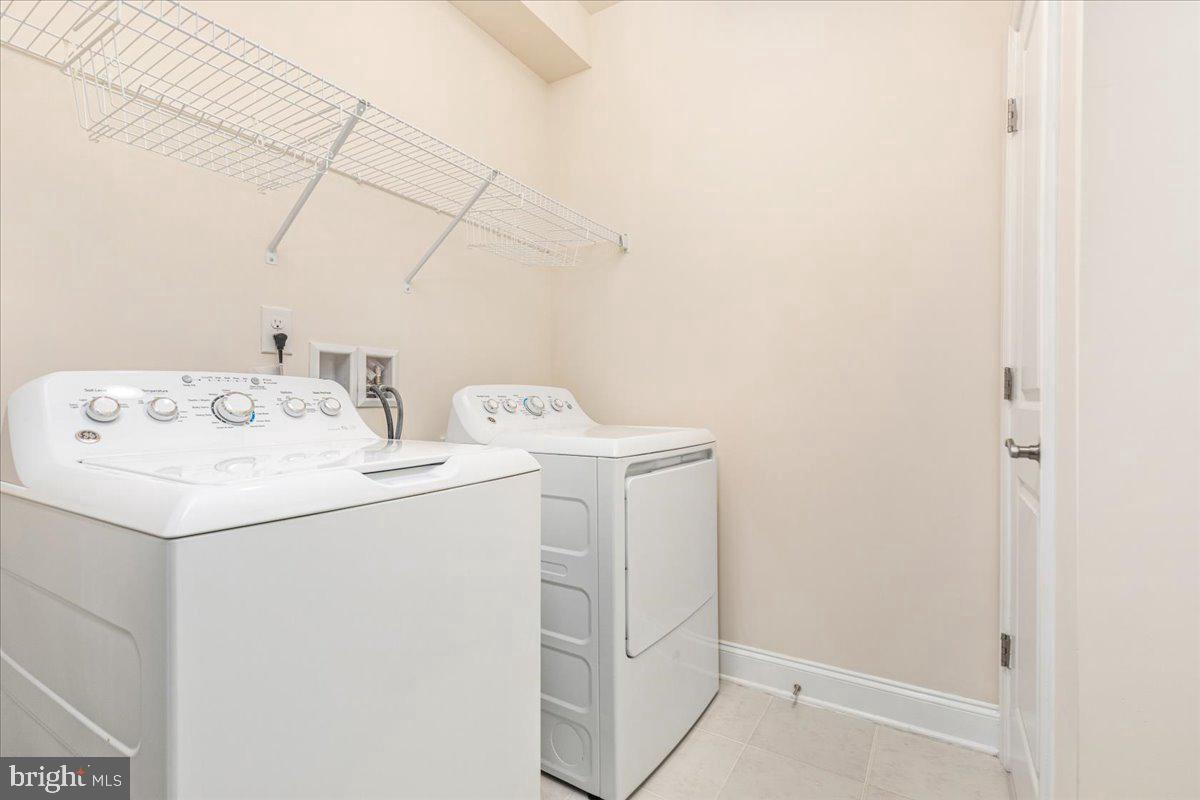 23631 HAVELOCK WALK TER #313, ASHBURN, Virginia 20148, 2 Bedrooms Bedrooms, ,2 BathroomsBathrooms,Residential,For sale,23631 HAVELOCK WALK TER #313,VALO2105582 MLS # VALO2105582