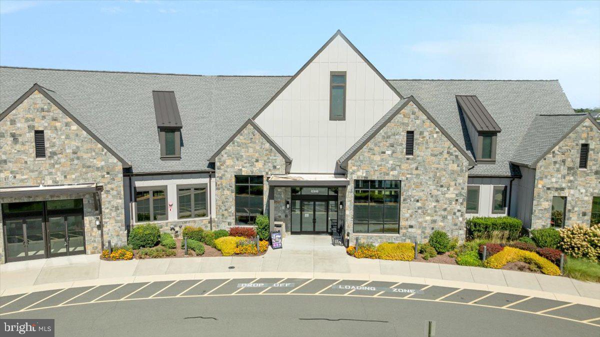 23631 HAVELOCK WALK TER #313, ASHBURN, Virginia 20148, 2 Bedrooms Bedrooms, ,2 BathroomsBathrooms,Residential,For sale,23631 HAVELOCK WALK TER #313,VALO2105582 MLS # VALO2105582