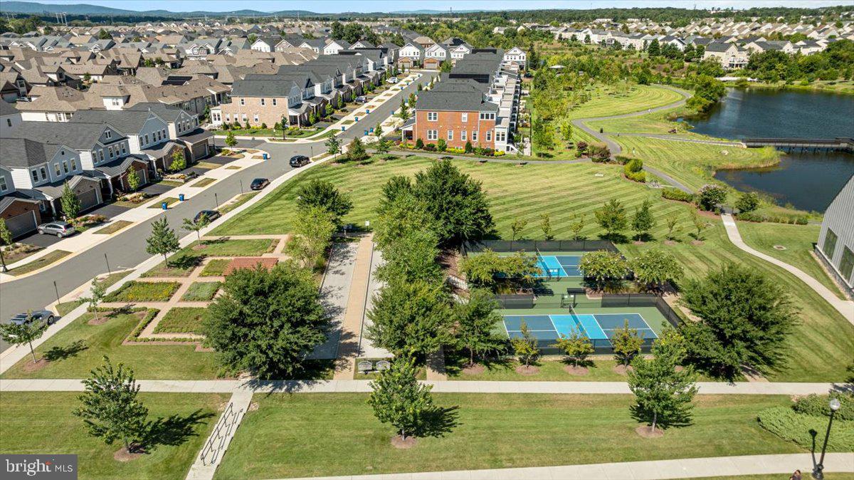 23631 HAVELOCK WALK TER #313, ASHBURN, Virginia 20148, 2 Bedrooms Bedrooms, ,2 BathroomsBathrooms,Residential,For sale,23631 HAVELOCK WALK TER #313,VALO2105582 MLS # VALO2105582
