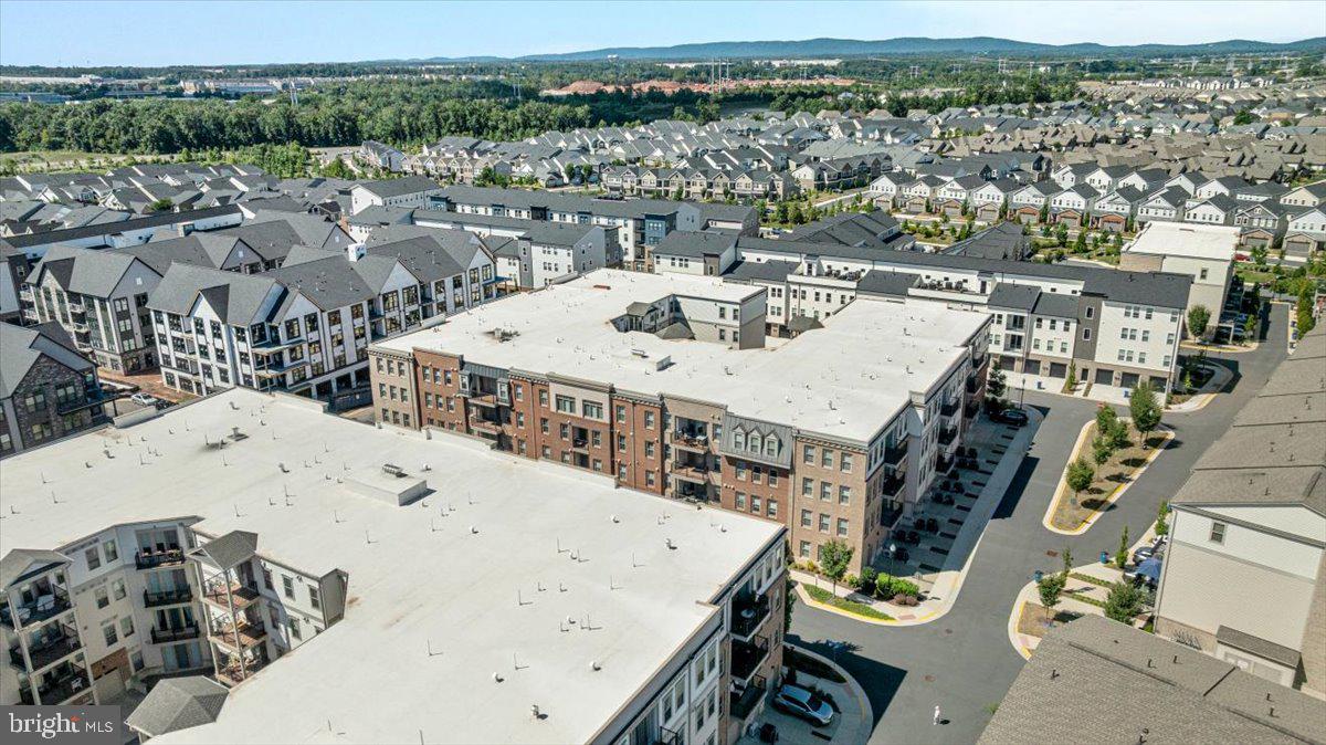 23631 HAVELOCK WALK TER #313, ASHBURN, Virginia 20148, 2 Bedrooms Bedrooms, ,2 BathroomsBathrooms,Residential,For sale,23631 HAVELOCK WALK TER #313,VALO2105582 MLS # VALO2105582
