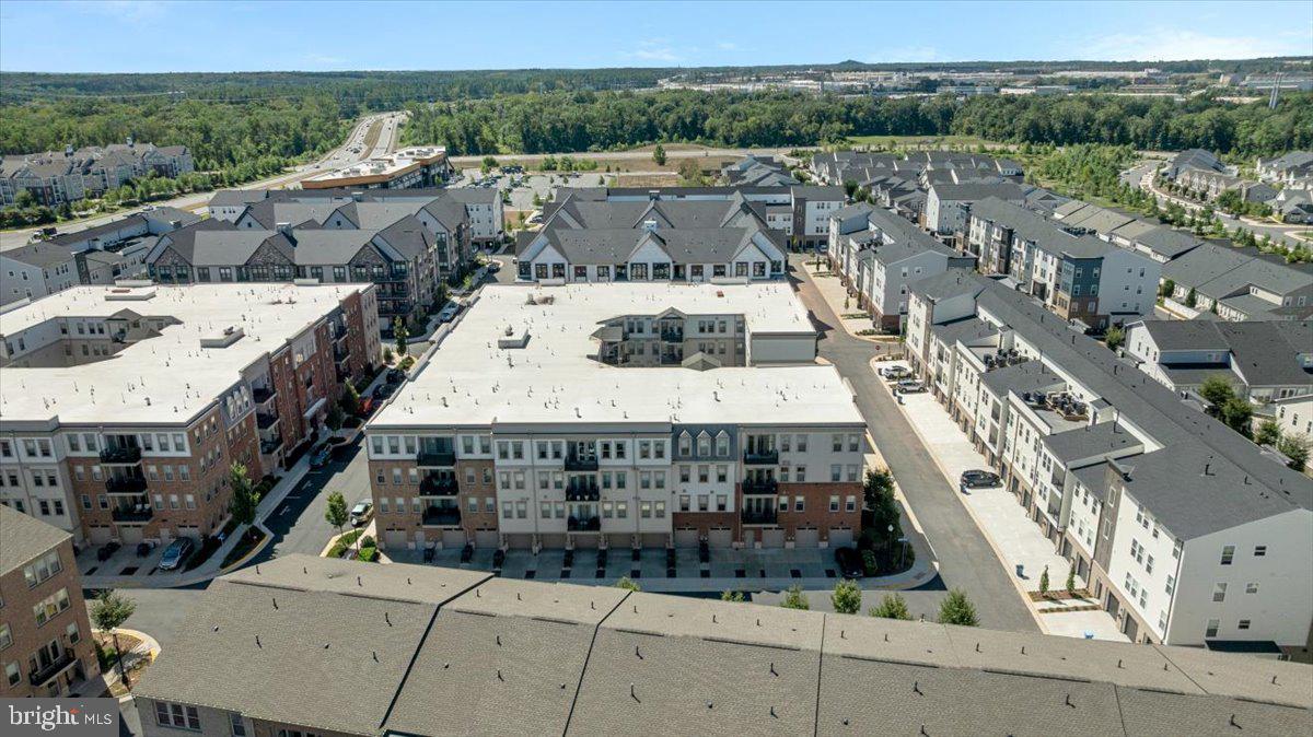 23631 HAVELOCK WALK TER #313, ASHBURN, Virginia 20148, 2 Bedrooms Bedrooms, ,2 BathroomsBathrooms,Residential,For sale,23631 HAVELOCK WALK TER #313,VALO2105582 MLS # VALO2105582