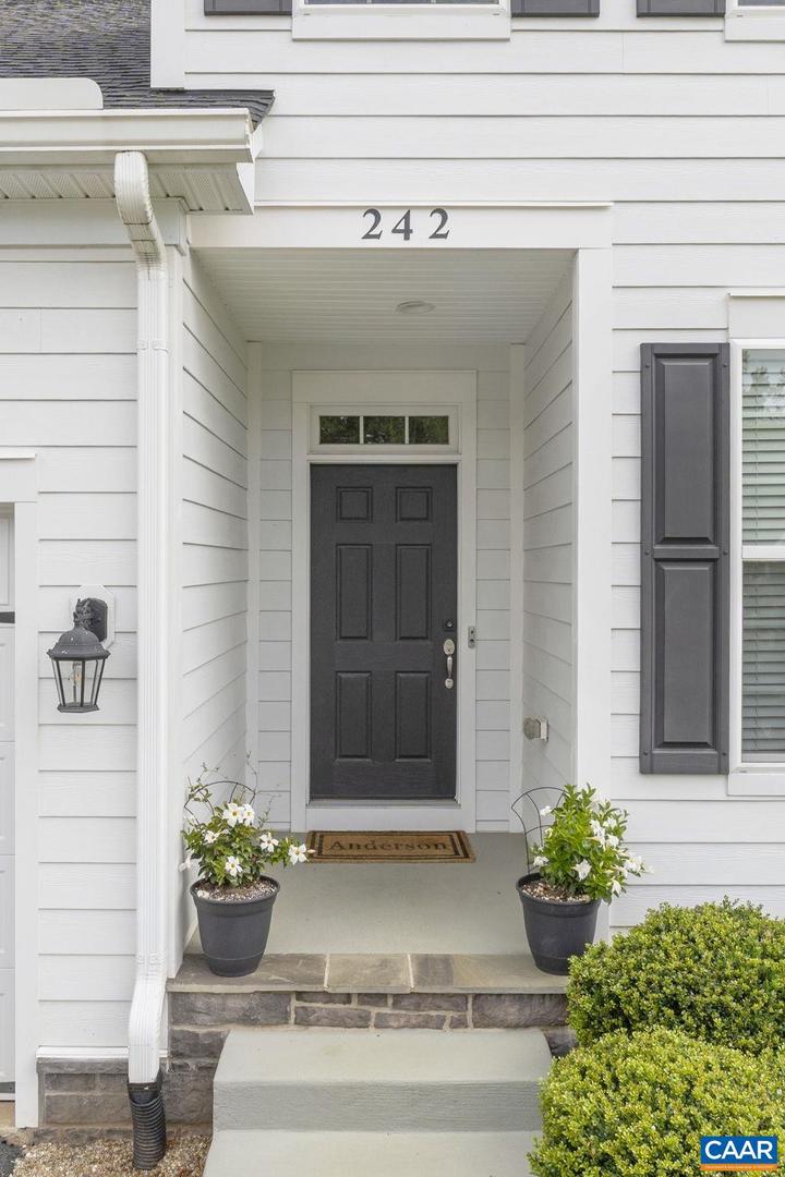 242 APPALACHIAN LN, ZION CROSSROADS, Virginia 22942, 4 Bedrooms Bedrooms, ,2 BathroomsBathrooms,Residential,For sale,242 APPALACHIAN LN,668327 MLS # 668327