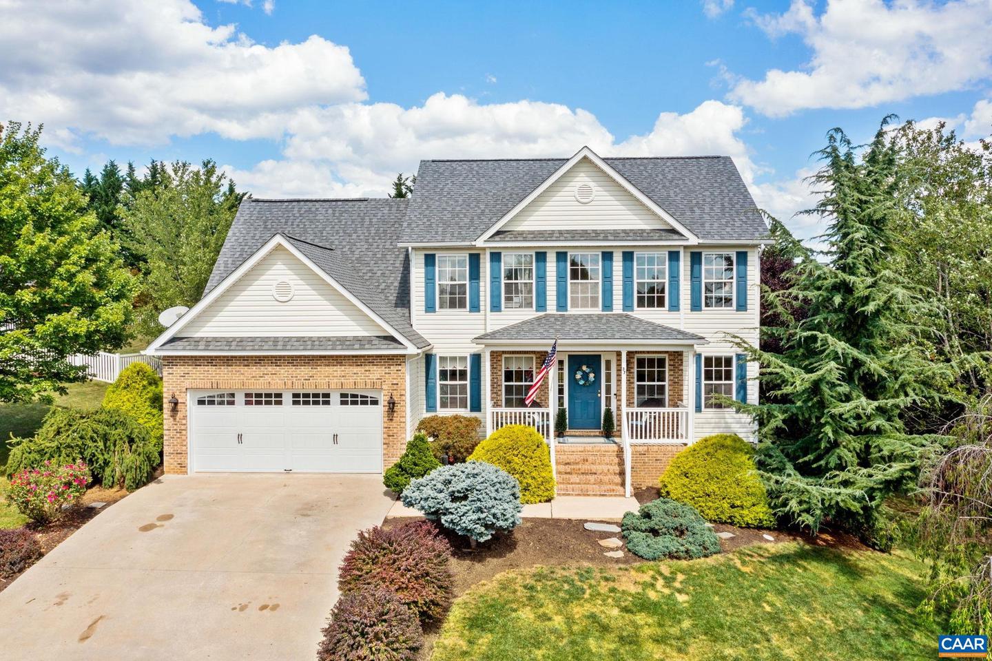 37 OXFORD RD, FISHERSVILLE, Virginia 22939, 5 Bedrooms Bedrooms, ,3 BathroomsBathrooms,Residential,For sale,37 OXFORD RD,668420 MLS # 668420