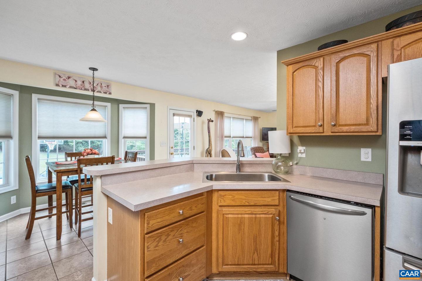 37 OXFORD RD, FISHERSVILLE, Virginia 22939, 5 Bedrooms Bedrooms, ,3 BathroomsBathrooms,Residential,For sale,37 OXFORD RD,668420 MLS # 668420