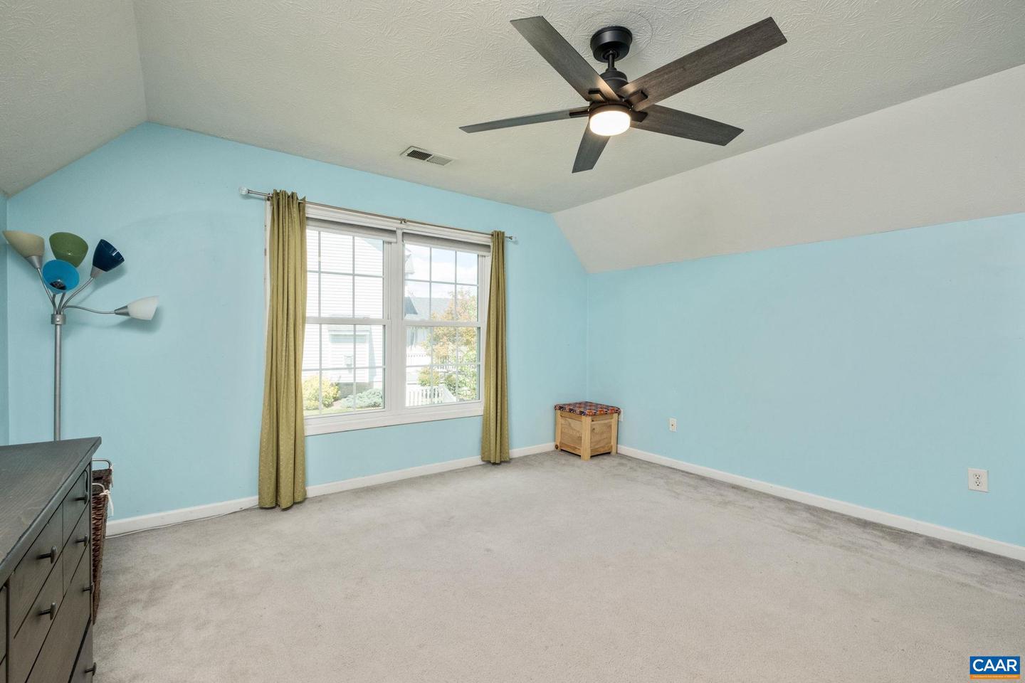 37 OXFORD RD, FISHERSVILLE, Virginia 22939, 5 Bedrooms Bedrooms, ,3 BathroomsBathrooms,Residential,For sale,37 OXFORD RD,668420 MLS # 668420