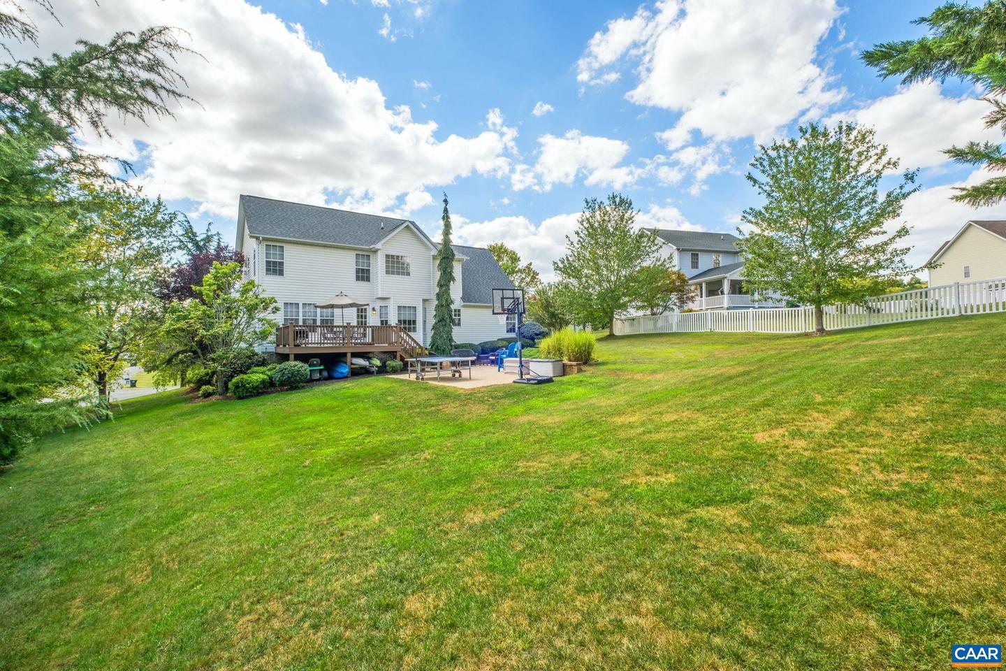 37 OXFORD RD, FISHERSVILLE, Virginia 22939, 5 Bedrooms Bedrooms, ,3 BathroomsBathrooms,Residential,For sale,37 OXFORD RD,668420 MLS # 668420