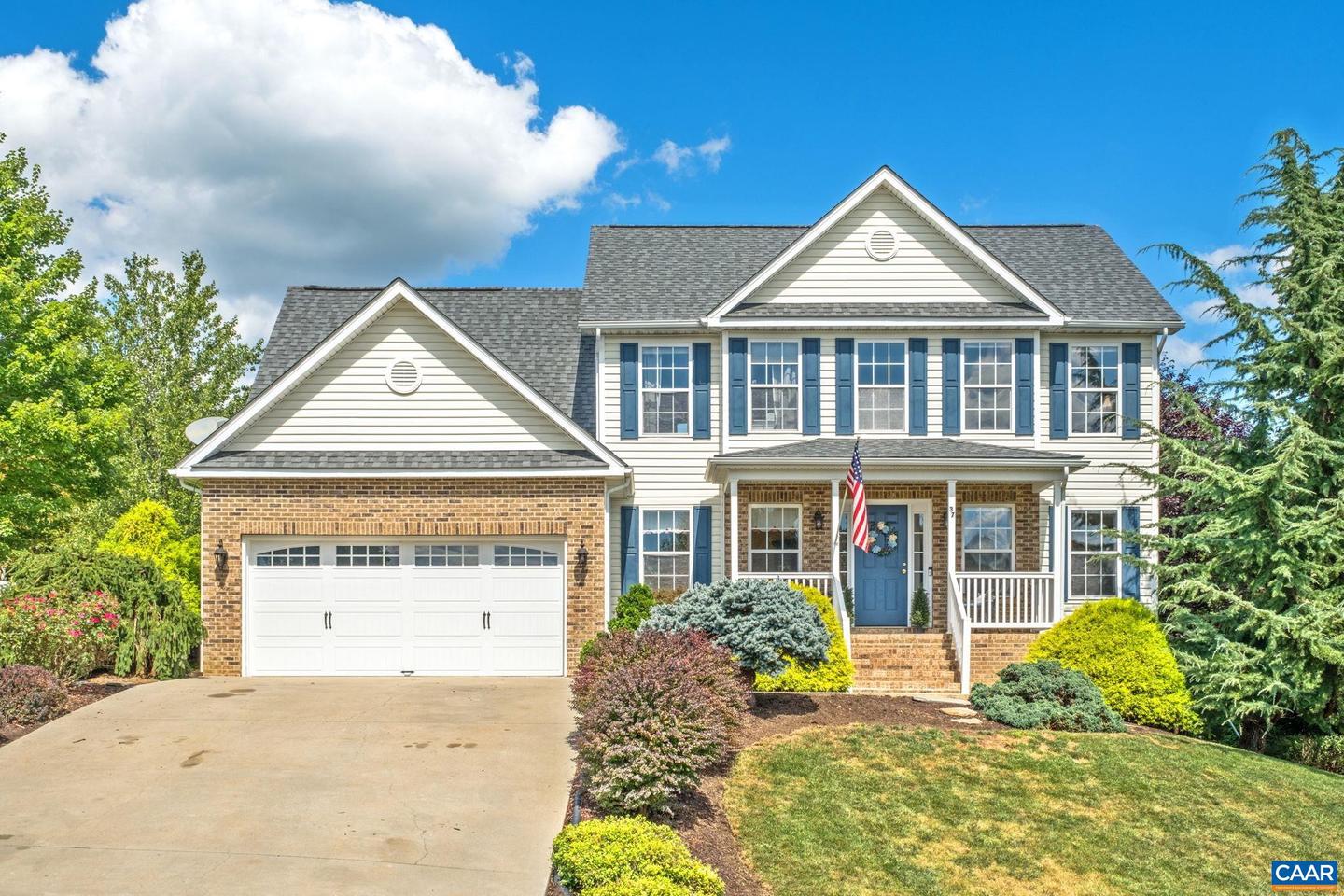 37 OXFORD RD, FISHERSVILLE, Virginia 22939, 5 Bedrooms Bedrooms, ,3 BathroomsBathrooms,Residential,For sale,37 OXFORD RD,668420 MLS # 668420