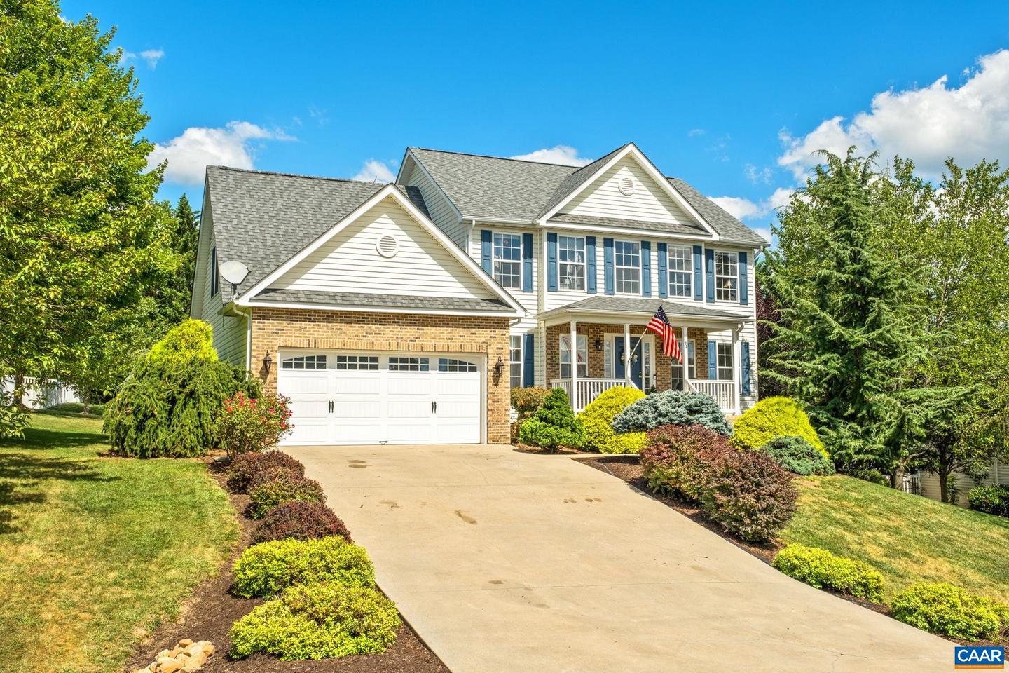 37 OXFORD RD, FISHERSVILLE, Virginia 22939, 5 Bedrooms Bedrooms, ,3 BathroomsBathrooms,Residential,For sale,37 OXFORD RD,668420 MLS # 668420