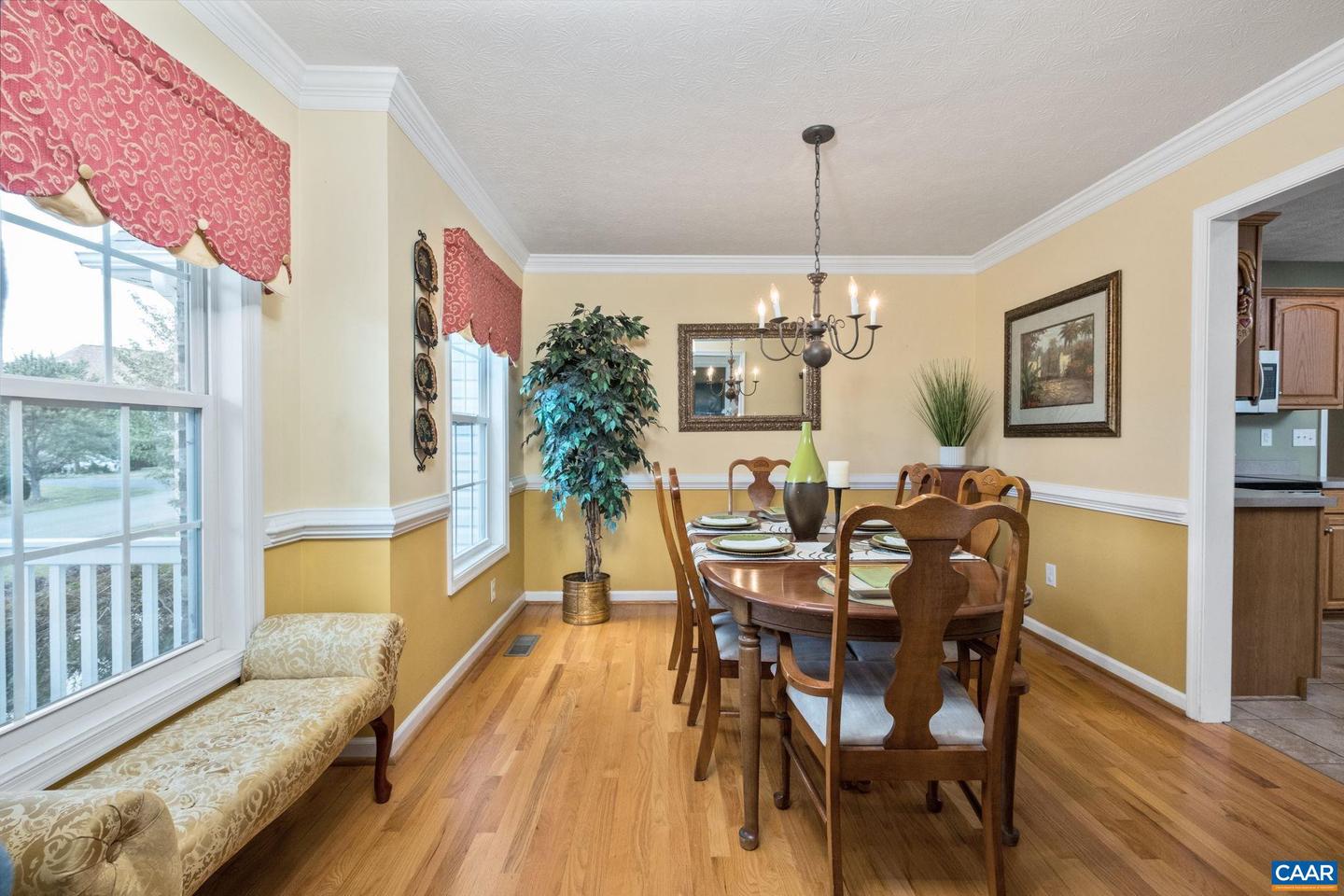 37 OXFORD RD, FISHERSVILLE, Virginia 22939, 5 Bedrooms Bedrooms, ,3 BathroomsBathrooms,Residential,For sale,37 OXFORD RD,668420 MLS # 668420