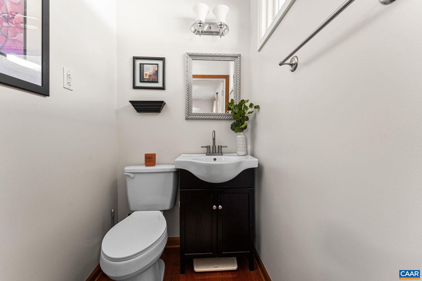 2225 WILLIAMSBURG RD, CHARLOTTESVILLE, Virginia 22901, 3 Bedrooms Bedrooms, ,1 BathroomBathrooms,Residential,For sale,2225 WILLIAMSBURG RD,668422 MLS # 668422