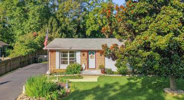 2225 WILLIAMSBURG RD, CHARLOTTESVILLE, Virginia 22901, 3 Bedrooms Bedrooms, ,1 BathroomBathrooms,Residential,For sale,2225 WILLIAMSBURG RD,668422 MLS # 668422