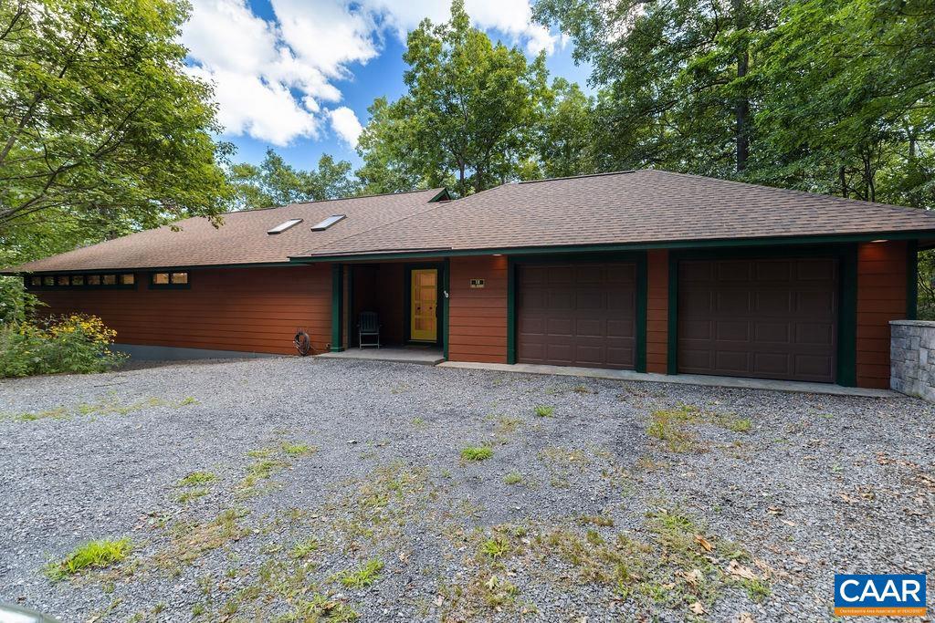 18 GRASSY OVERLOOK, WINTERGREEN, Virginia 22967, 2 Bedrooms Bedrooms, ,2 BathroomsBathrooms,Residential,For sale,18 GRASSY OVERLOOK,668424 MLS # 668424