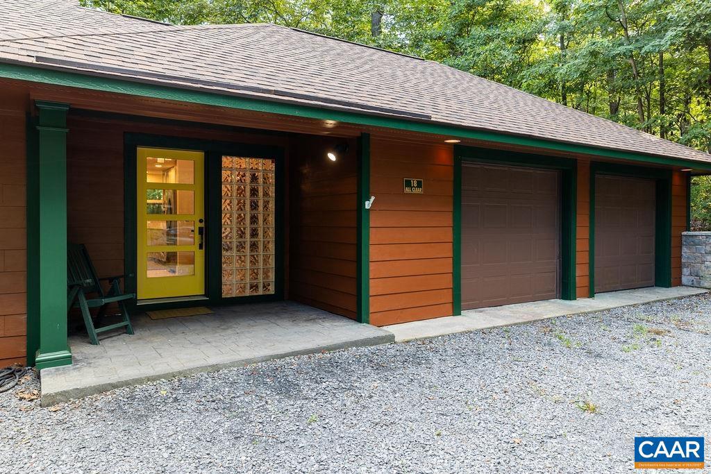 18 GRASSY OVERLOOK, WINTERGREEN, Virginia 22967, 2 Bedrooms Bedrooms, ,2 BathroomsBathrooms,Residential,For sale,18 GRASSY OVERLOOK,668424 MLS # 668424
