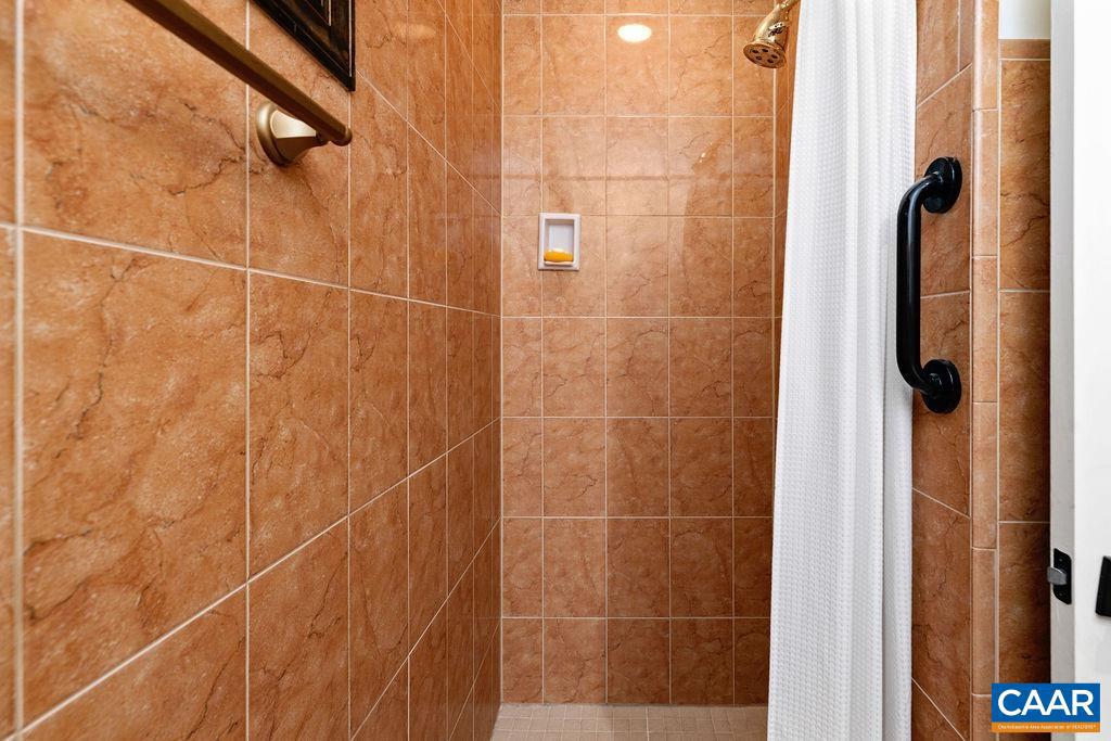 18 GRASSY OVERLOOK, WINTERGREEN, Virginia 22967, 2 Bedrooms Bedrooms, ,2 BathroomsBathrooms,Residential,For sale,18 GRASSY OVERLOOK,668424 MLS # 668424