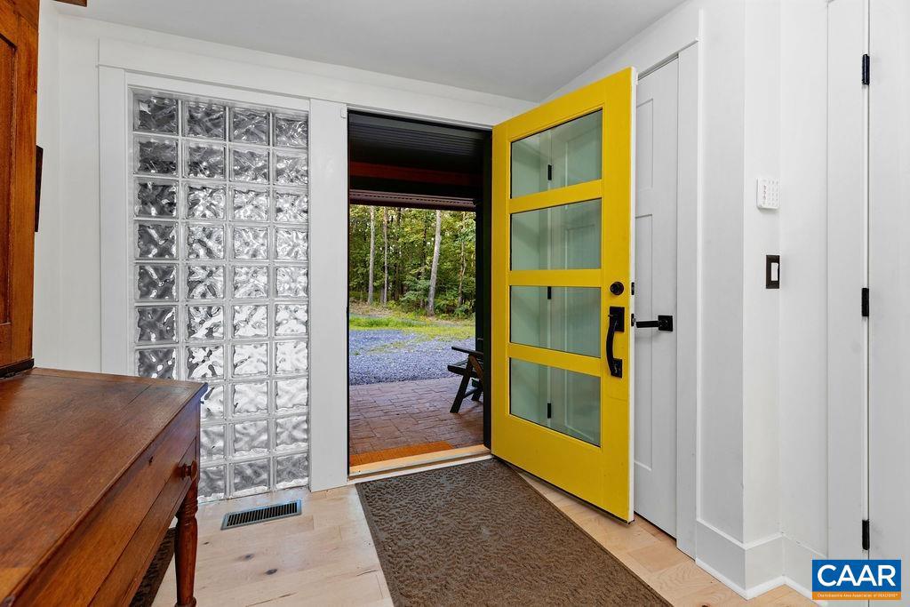 18 GRASSY OVERLOOK, WINTERGREEN, Virginia 22967, 2 Bedrooms Bedrooms, ,2 BathroomsBathrooms,Residential,For sale,18 GRASSY OVERLOOK,668424 MLS # 668424