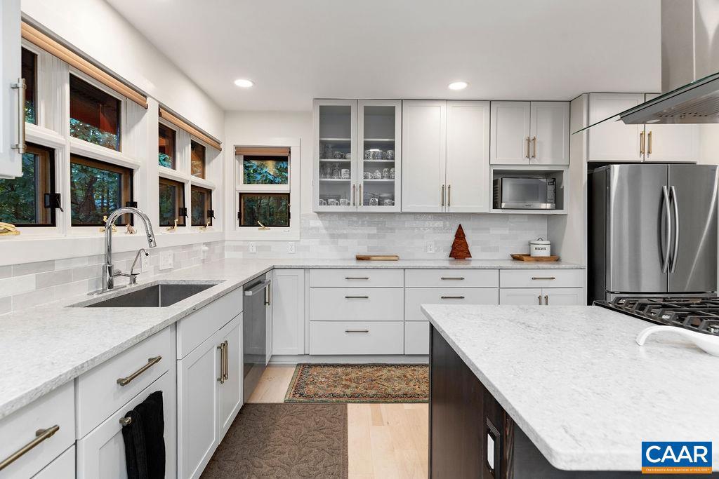 18 GRASSY OVERLOOK, WINTERGREEN, Virginia 22967, 2 Bedrooms Bedrooms, ,2 BathroomsBathrooms,Residential,For sale,18 GRASSY OVERLOOK,668424 MLS # 668424