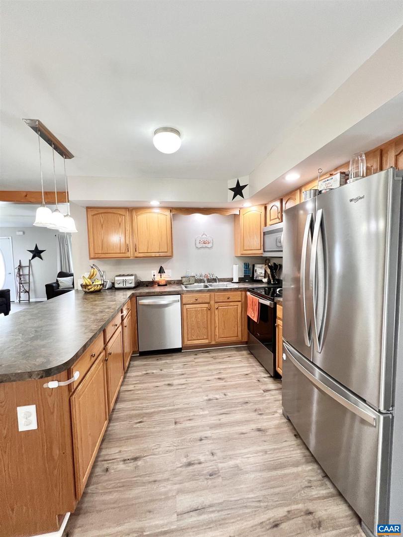 102 FAWN CT, AMHERST, Virginia 24521, 3 Bedrooms Bedrooms, ,2 BathroomsBathrooms,Residential,For sale,102 FAWN CT,668425 MLS # 668425