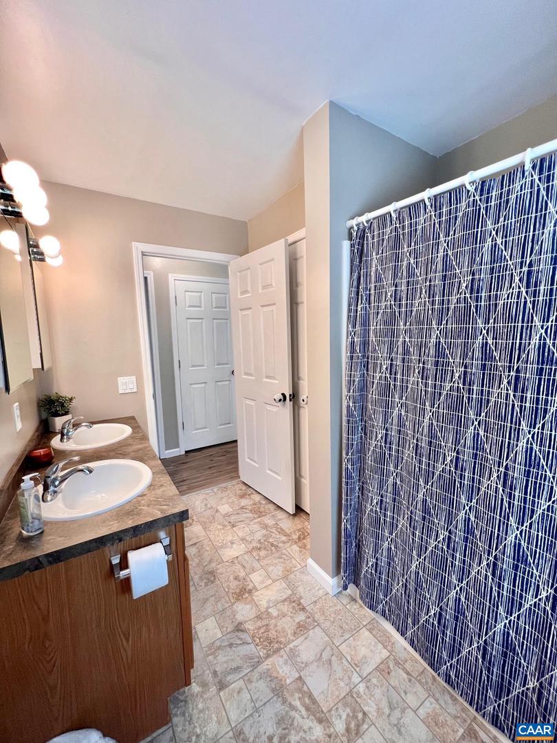 102 FAWN CT, AMHERST, Virginia 24521, 3 Bedrooms Bedrooms, ,2 BathroomsBathrooms,Residential,For sale,102 FAWN CT,668425 MLS # 668425