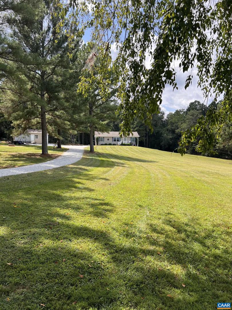 102 FAWN CT, AMHERST, Virginia 24521, 3 Bedrooms Bedrooms, ,2 BathroomsBathrooms,Residential,For sale,102 FAWN CT,668425 MLS # 668425