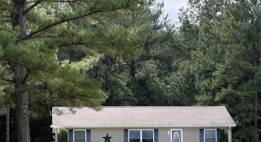 102 FAWN CT, AMHERST, Virginia 24521, 3 Bedrooms Bedrooms, ,2 BathroomsBathrooms,Residential,For sale,102 FAWN CT,668425 MLS # 668425