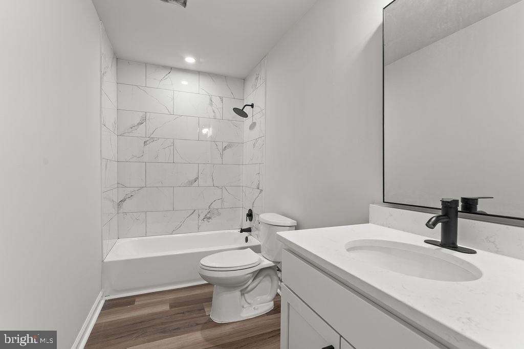 9 COLYER RD, FREDERICKSBURG, Virginia 22406, 3 Bedrooms Bedrooms, ,2 BathroomsBathrooms,Residential,For sale,9 COLYER RD,VAST2042284 MLS # VAST2042284