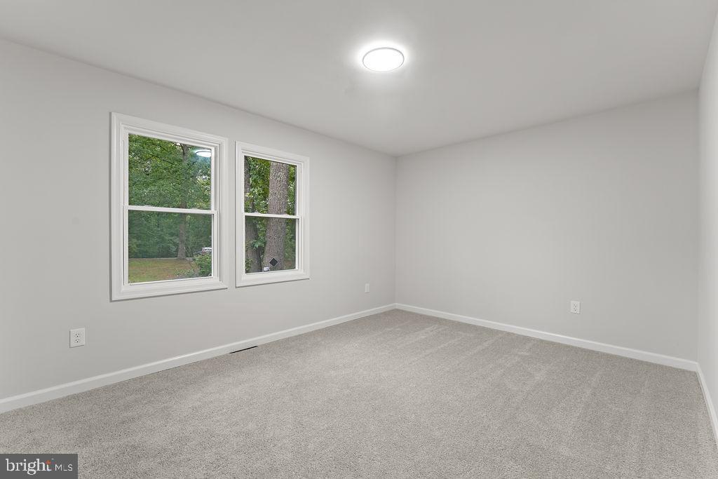 9 COLYER RD, FREDERICKSBURG, Virginia 22406, 3 Bedrooms Bedrooms, ,2 BathroomsBathrooms,Residential,For sale,9 COLYER RD,VAST2042284 MLS # VAST2042284