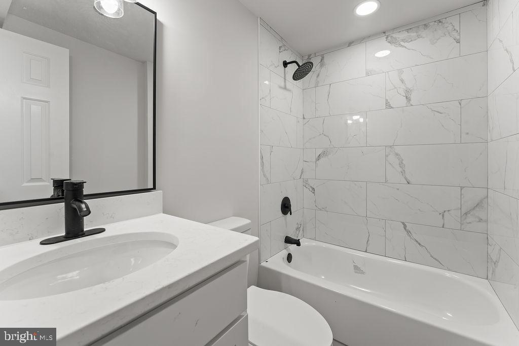 9 COLYER RD, FREDERICKSBURG, Virginia 22406, 3 Bedrooms Bedrooms, ,2 BathroomsBathrooms,Residential,For sale,9 COLYER RD,VAST2042284 MLS # VAST2042284