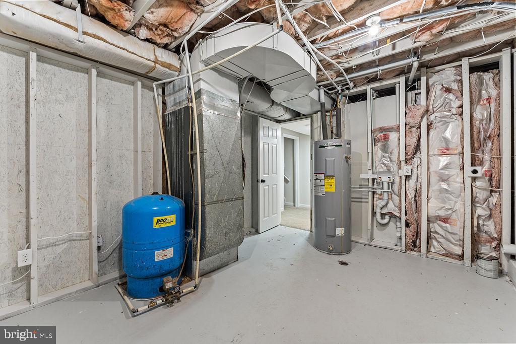 9 COLYER RD, FREDERICKSBURG, Virginia 22406, 3 Bedrooms Bedrooms, ,2 BathroomsBathrooms,Residential,For sale,9 COLYER RD,VAST2042284 MLS # VAST2042284