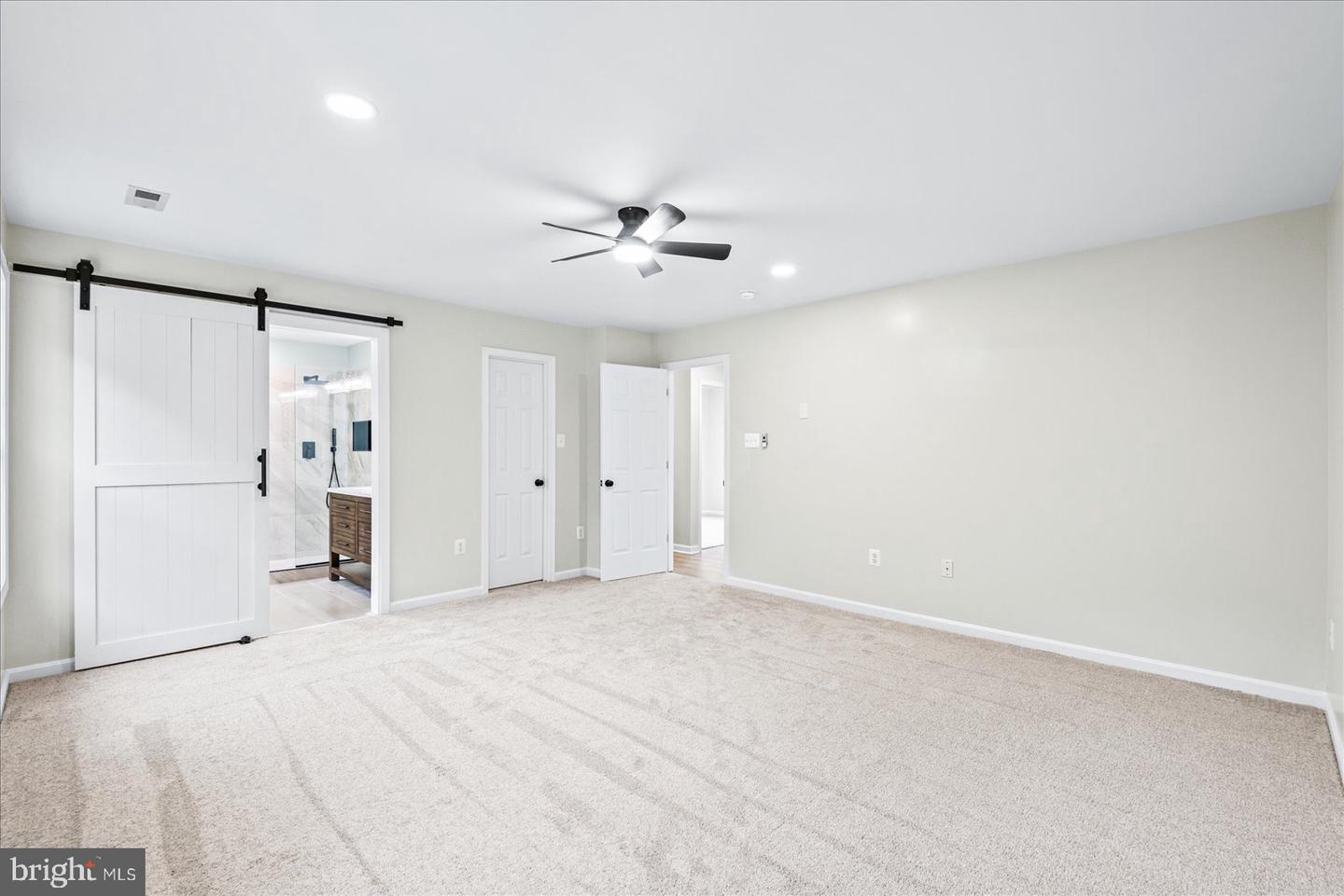 12 LAKESIDE DR, STAFFORD, Virginia 22554, 5 Bedrooms Bedrooms, ,3 BathroomsBathrooms,Residential,For sale,12 LAKESIDE DR,VAST2042288 MLS # VAST2042288