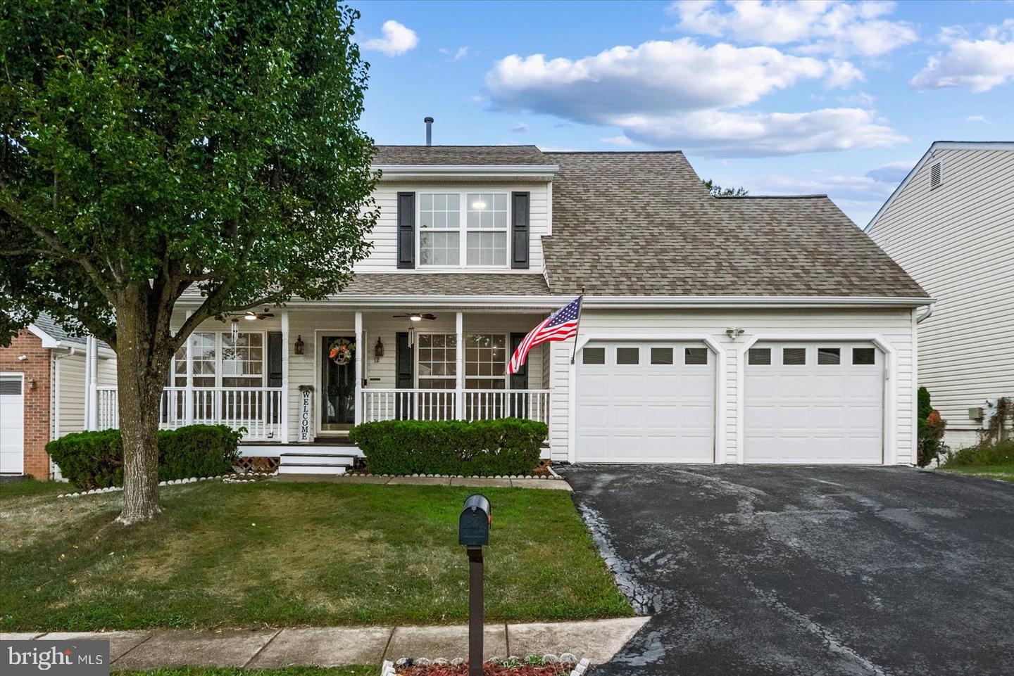 12 LAKESIDE DR, STAFFORD, Virginia 22554, 5 Bedrooms Bedrooms, ,3 BathroomsBathrooms,Residential,For sale,12 LAKESIDE DR,VAST2042288 MLS # VAST2042288