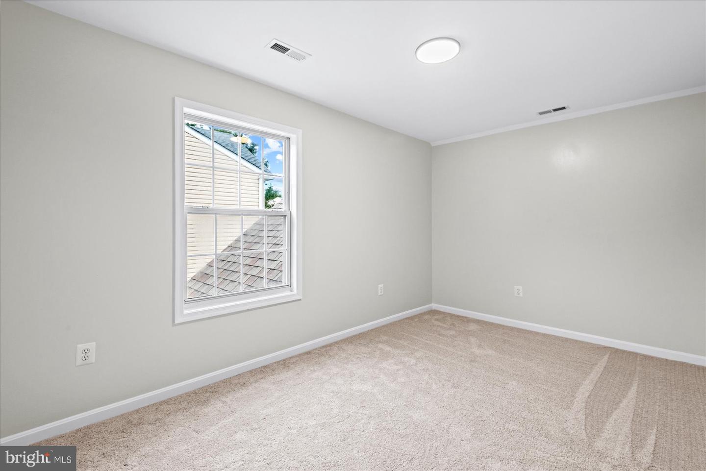 12 LAKESIDE DR, STAFFORD, Virginia 22554, 5 Bedrooms Bedrooms, ,3 BathroomsBathrooms,Residential,For sale,12 LAKESIDE DR,VAST2042288 MLS # VAST2042288