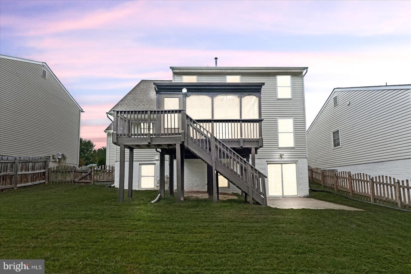 12 LAKESIDE DR, STAFFORD, Virginia 22554, 5 Bedrooms Bedrooms, ,3 BathroomsBathrooms,Residential,For sale,12 LAKESIDE DR,VAST2042288 MLS # VAST2042288