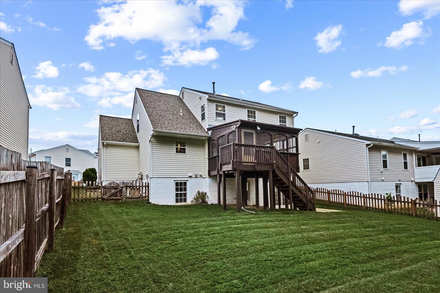 12 LAKESIDE DR, STAFFORD, Virginia 22554, 5 Bedrooms Bedrooms, ,3 BathroomsBathrooms,Residential,For sale,12 LAKESIDE DR,VAST2042288 MLS # VAST2042288