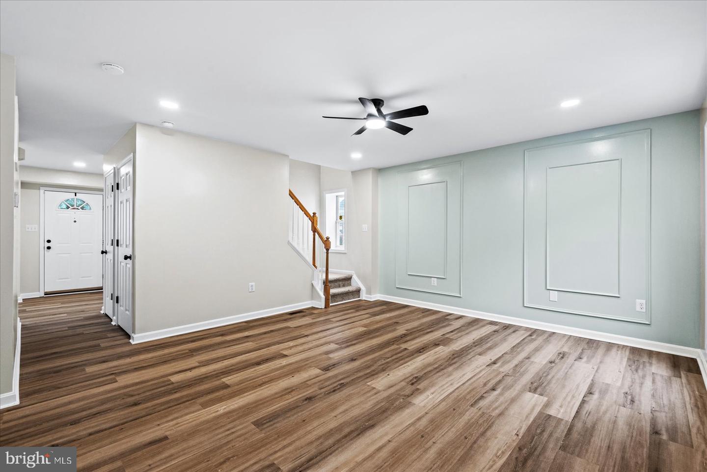 12 LAKESIDE DR, STAFFORD, Virginia 22554, 5 Bedrooms Bedrooms, ,3 BathroomsBathrooms,Residential,For sale,12 LAKESIDE DR,VAST2042288 MLS # VAST2042288