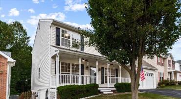 12 LAKESIDE DR, STAFFORD, Virginia 22554, 5 Bedrooms Bedrooms, ,3 BathroomsBathrooms,Residential,For sale,12 LAKESIDE DR,VAST2042288 MLS # VAST2042288
