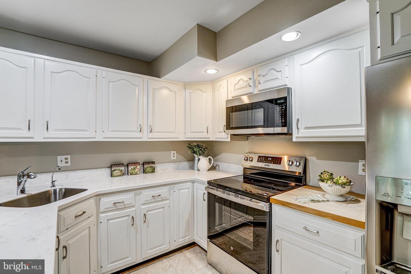 8402 CAMDEN ST, ALEXANDRIA, Virginia 22308, 4 Bedrooms Bedrooms, ,2 BathroomsBathrooms,Residential,For sale,8402 CAMDEN ST,VAFX2229364 MLS # VAFX2229364